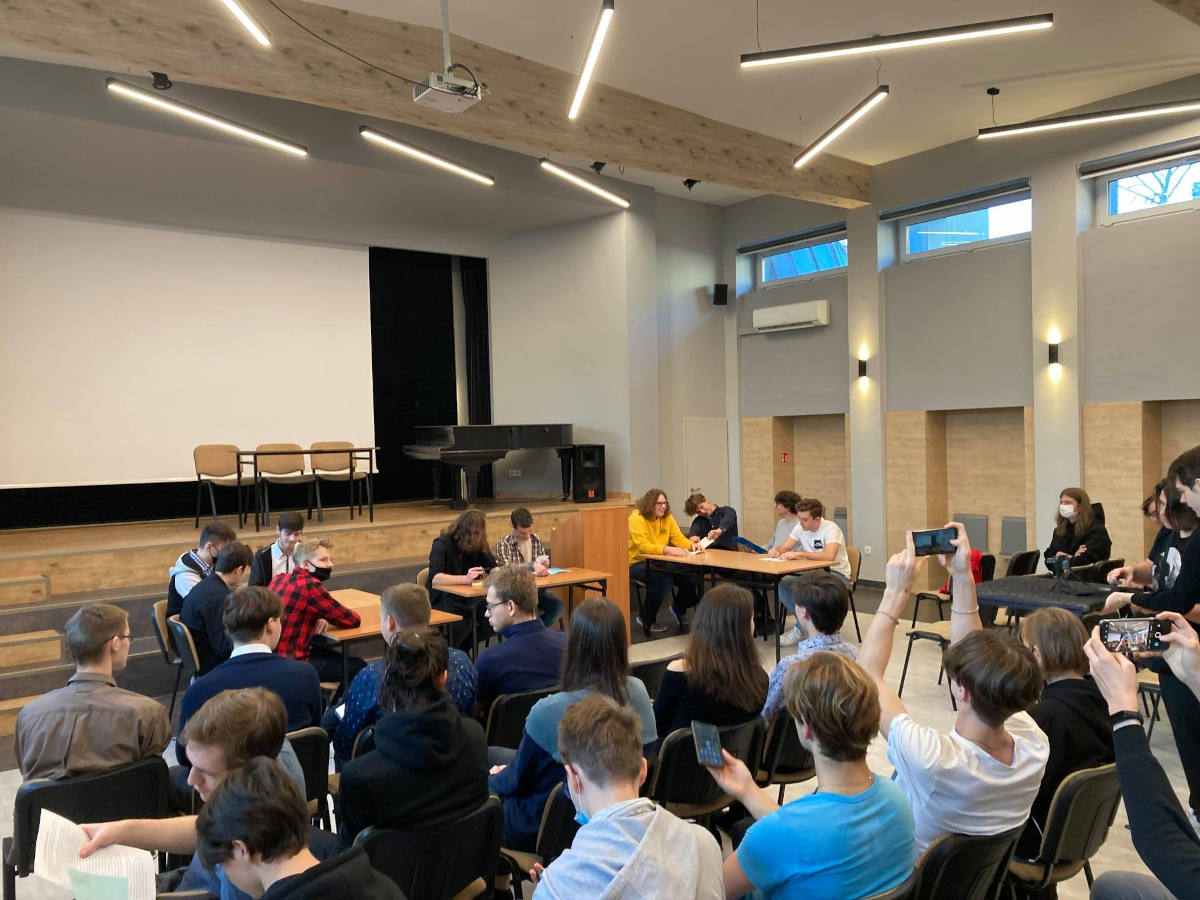 Debata